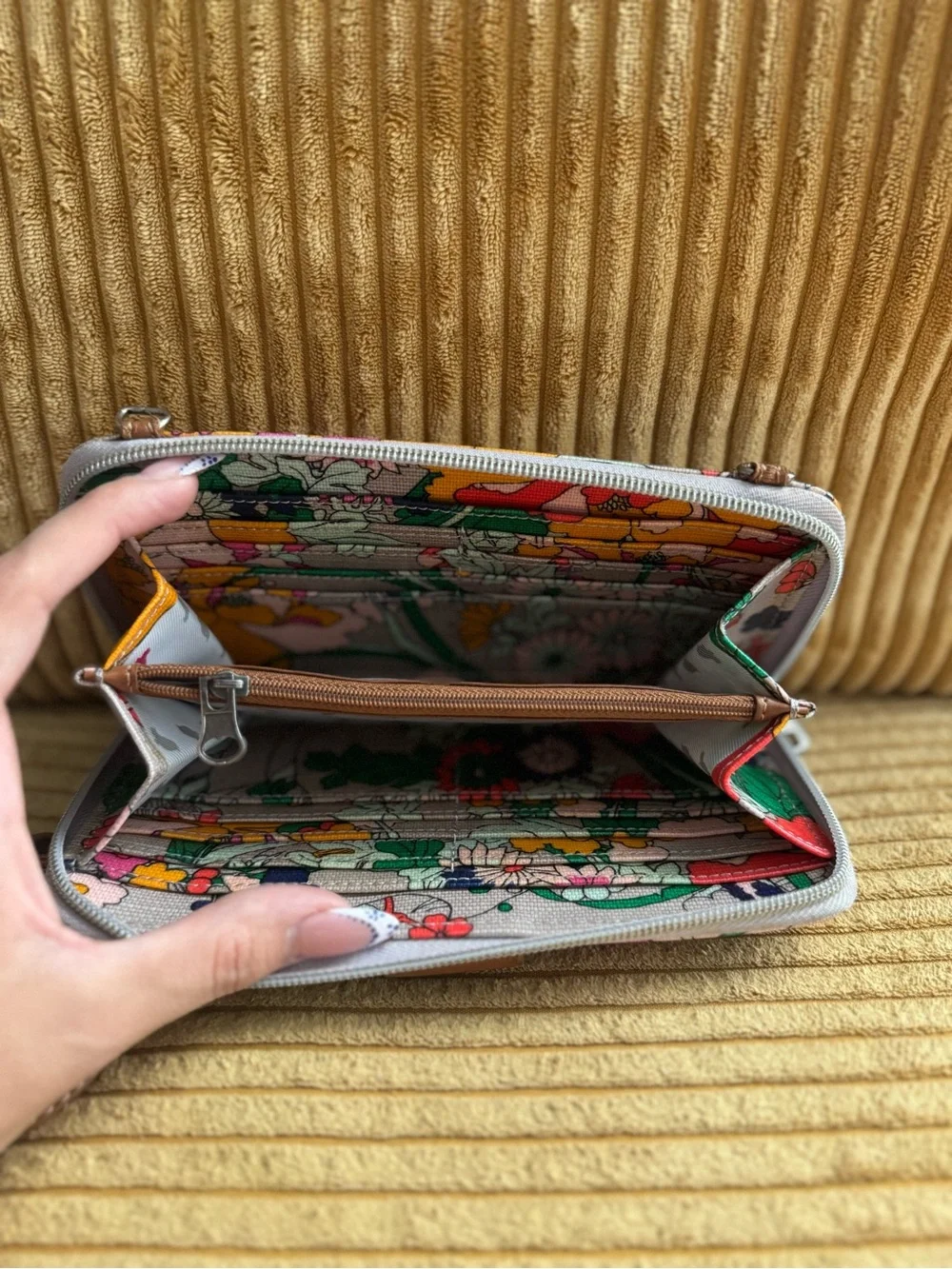 Sakroots Floral Coated Canvas Wallet/Crossbody — Preloved, Great Condition